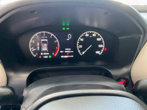 Certified 2025 Honda HR-V LX image 8