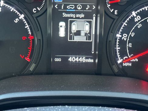 Used 2022 Toyota 4Runner SR5 image 24