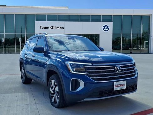 New 2026 Volkswagen Atlas SE FWD image 1