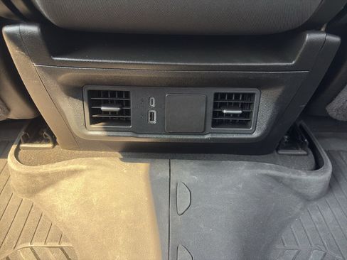 Used 2024 Chevrolet Silverado 1500 Custom Trail Boss AWD/4WD image 21