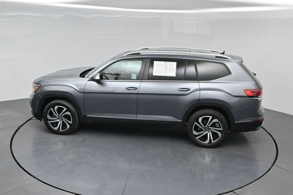 Used 2023 Volkswagen Atlas SEL AWD/4WD image 16
