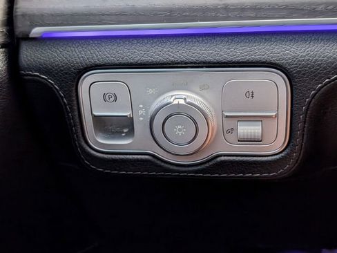 Used 2023 Mercedes-Benz GLS 580 4MATIC image 27