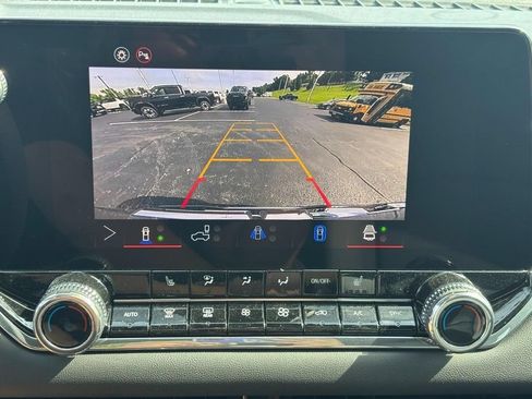 New 2026 GMC Canyon Elevation w/ Convenience Package AWD/4WD image 17