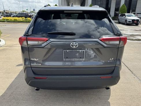 Used 2025 Toyota RAV4 LE image 6