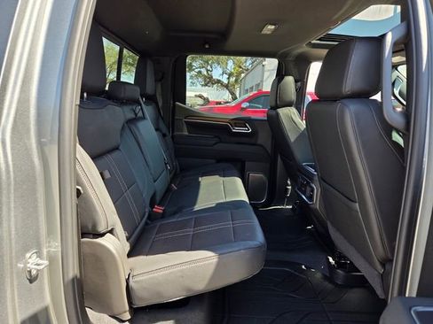 Used 2026 Chevrolet Silverado 1500 High Country image 23