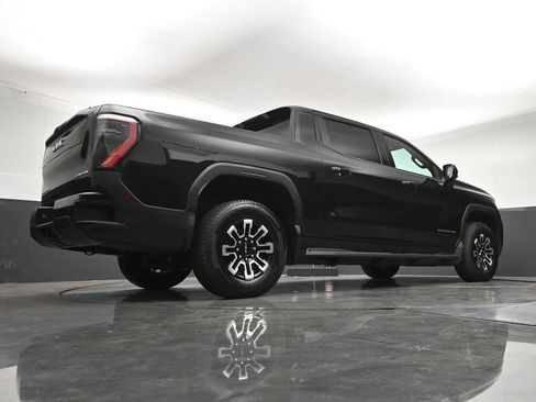 Used 2026 GMC Sierra EV Elevation AWD/4WD image 27