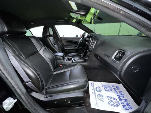Used 2021 Dodge Charger SXT w/ Leather Interior Group RWD image 28