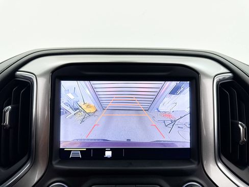Used 2019 Chevrolet Silverado 1500 LT Trail Boss AWD/4WD image 23