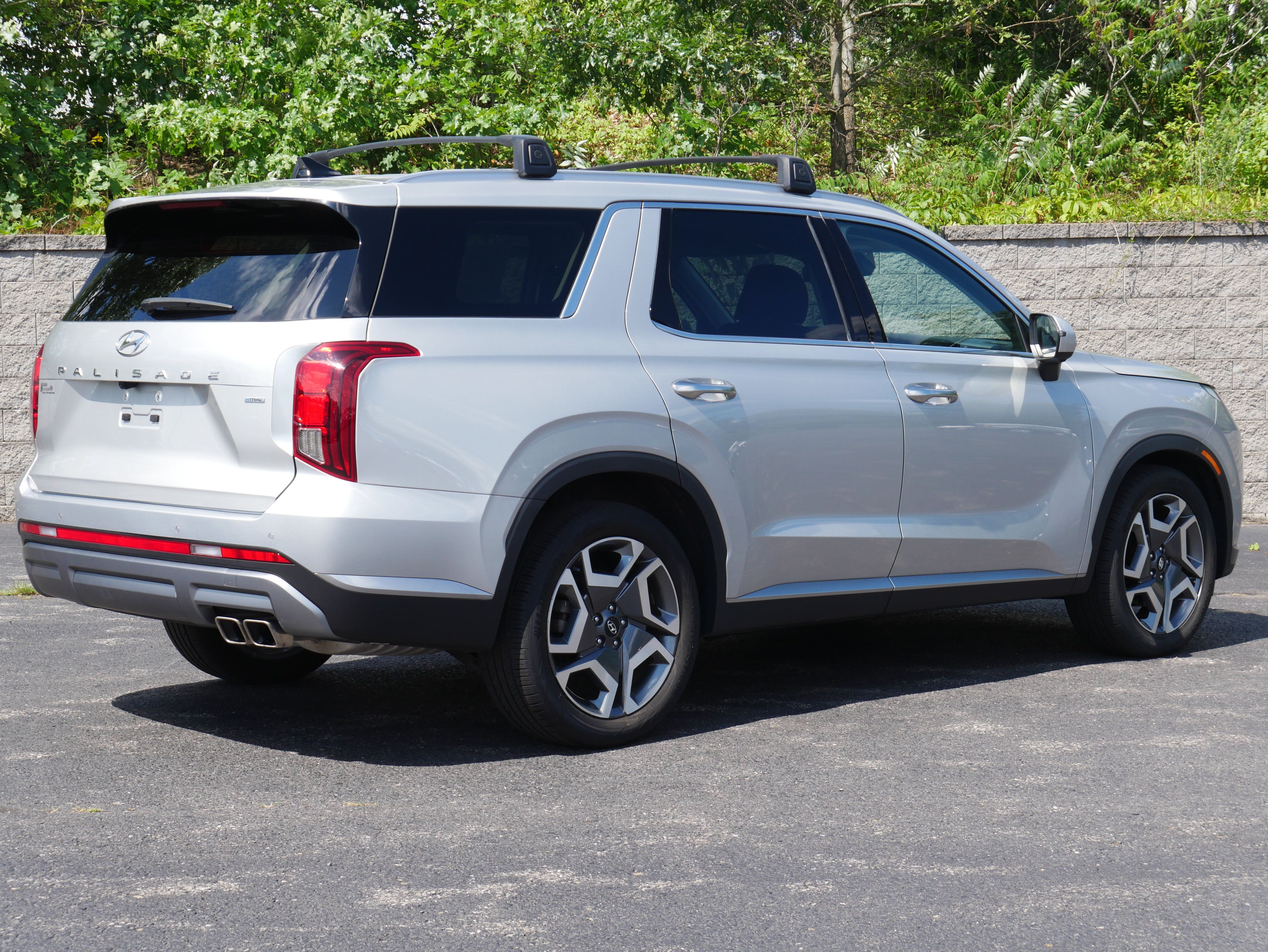 Used 2024 Hyundai Palisade SEL w/ Premium Package AWD/4WD image 9