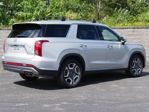 Used 2024 Hyundai Palisade SEL w/ Premium Package AWD/4WD image 9