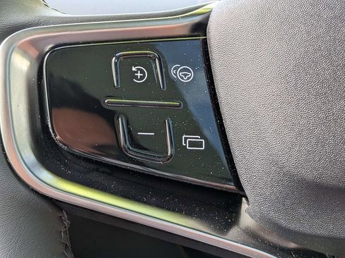 Used 2026 Volvo EX30 Cross Country Ultra w/ Protection Package Premier image 25