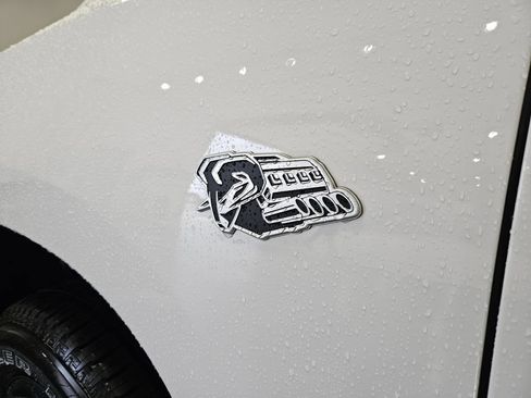 New 2026 RAM 1500 Express AWD/4WD image 18