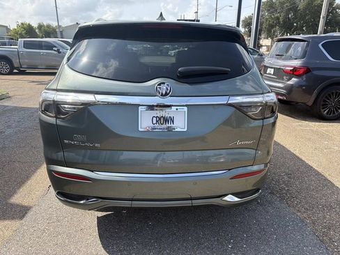 Used 2024 Buick Enclave Avenir w/ Avenir Technology Package FWD image 8