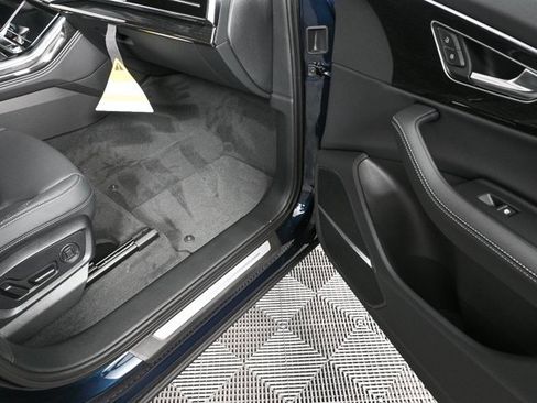 New 2025 Audi Q7 3.0T Premium Plus image 27