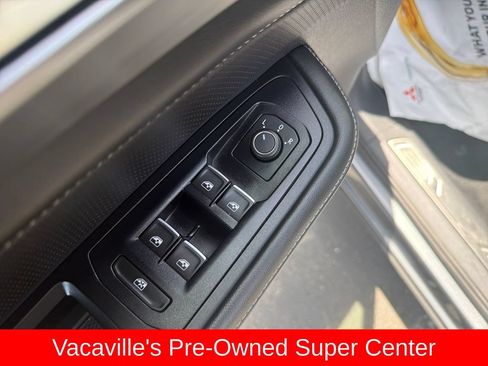 Used 2025 Volkswagen Atlas Cross Sport SE FWD image 11