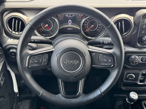 Used 2018 Jeep Wrangler Unlimited Sport S AWD/4WD image 22