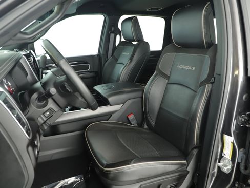 Used 2022 RAM 2500 Laramie image 12
