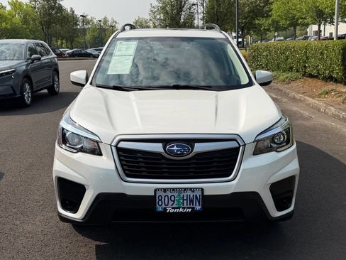Used 2020 Subaru Forester Premium w/ Popular Package #1 AWD/4WD image 3