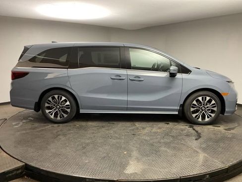 New 2026 Honda Odyssey Elite image 8