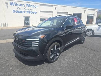 Used 2026 Nissan Kicks SR w/ Cold Weather Package