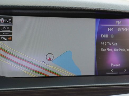 Used 2017 Lexus LS 460 image 16