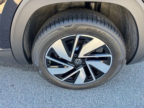 New 2026 Volkswagen Atlas SE image 26