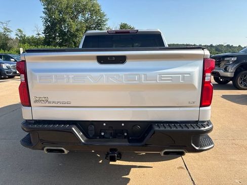 Used 2019 Chevrolet Silverado 1500 LT Trail Boss AWD/4WD image 4