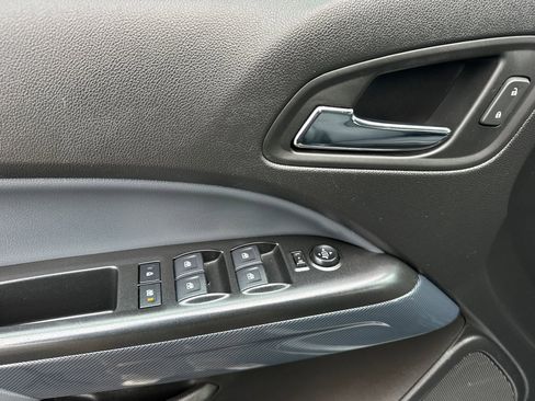 Used 2020 Chevrolet Colorado Z71 image 11