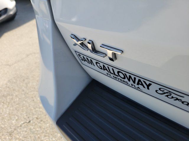 Certified 2020 Ford Expedition XLT w/ Equipment Group 202A RWD image 8