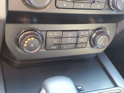 Used 2020 Ford F150 XLT w/ Equipment Group 302A Luxury AWD/4WD image 29