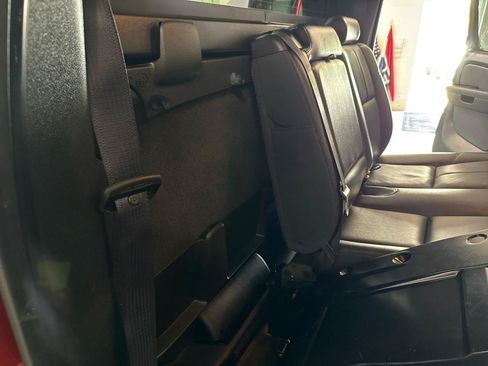 Used 2012 Chevrolet Avalanche LT AWD/4WD image 43