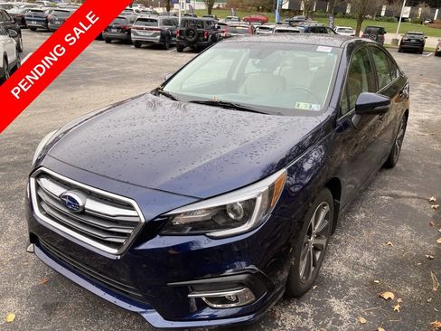 Used 2018 Subaru Legacy 2.5i Limited image 3