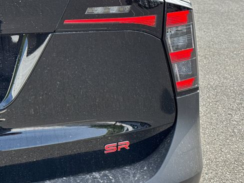 New 2025 Nissan Kicks SR image 23