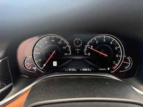 Used 2016 BMW 740i RWD image 25