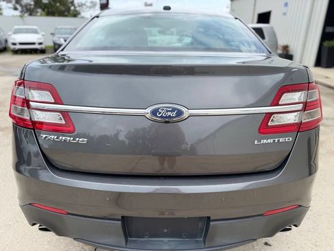 Used 2017 Ford Taurus Limited FWD image 4
