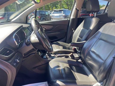 Used 2018 Buick Encore Essence FWD image 11