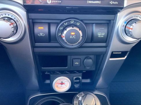 Used 2021 Toyota 4Runner SR5 Premium w/ Moonroof Package AWD/4WD image 14