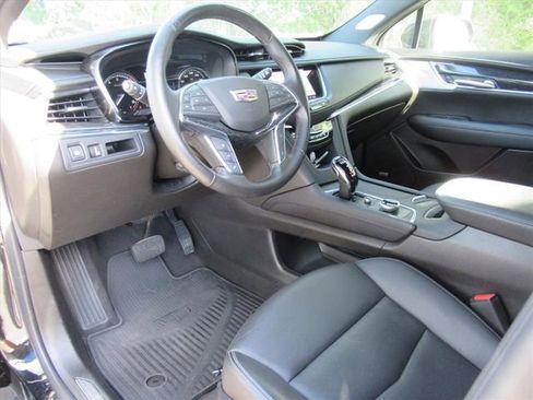 Used 2023 Cadillac XT5 Premium Luxury FWD image 15