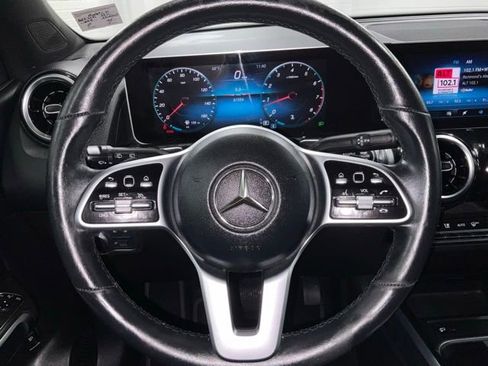Used 2021 Mercedes-Benz GLB 250 4MATIC image 20