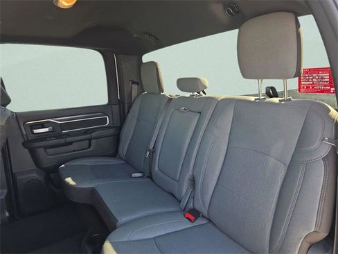 Used 2024 RAM 3500 Big Horn image 19