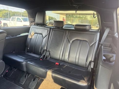 Used 2019 Ford Expedition Limited AWD/4WD image 15
