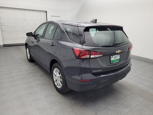 Used 2022 Chevrolet Equinox LS AWD/4WD image 5