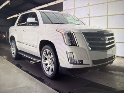 Used 2018 Cadillac Escalade Luxury