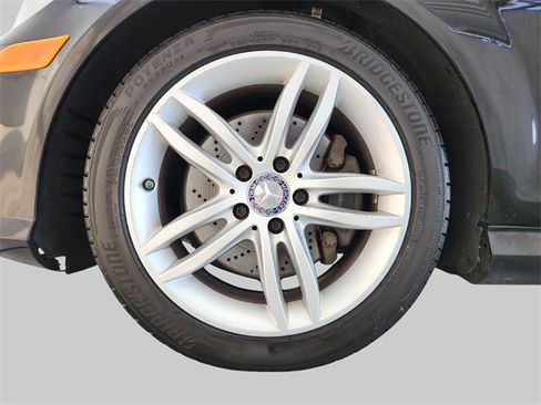 Used 2014 Mercedes-Benz C 300 4MATIC Sedan image 32