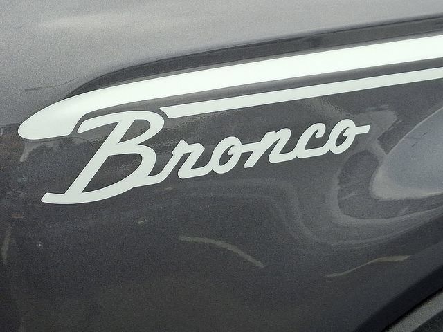Used 2025 Ford Bronco Heritage Edition AWD/4WD image 37