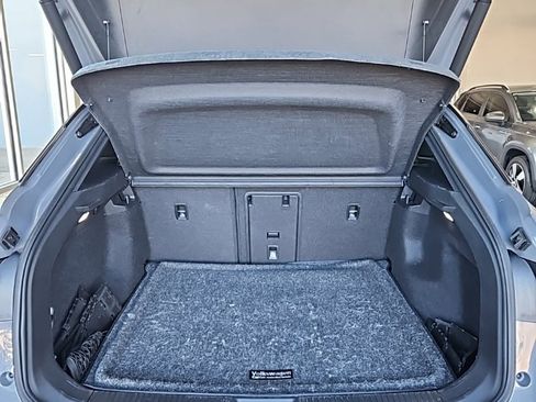 Used 2023 Volkswagen ID.4 Pro S image 19