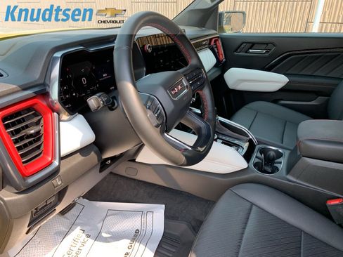 Used 2023 GMC Canyon AT4X w/ Edition 1 AWD/4WD image 19