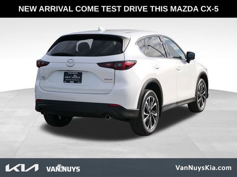Used 2023 MAZDA CX-5 AWD 2.5 S w/ Premium Plus Pkg image 3