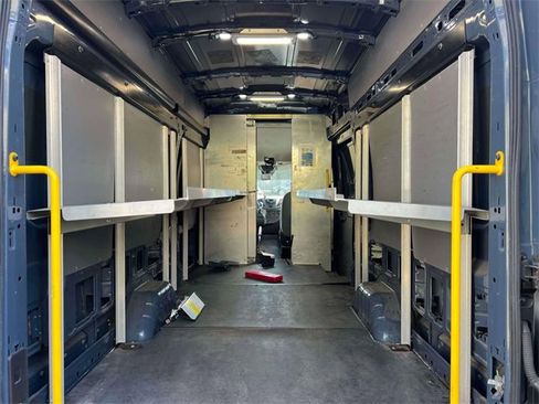 Used 2019 Ford Transit 250 148 High Roof Extended image 7