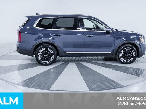 Used 2025 Kia Telluride S image 13